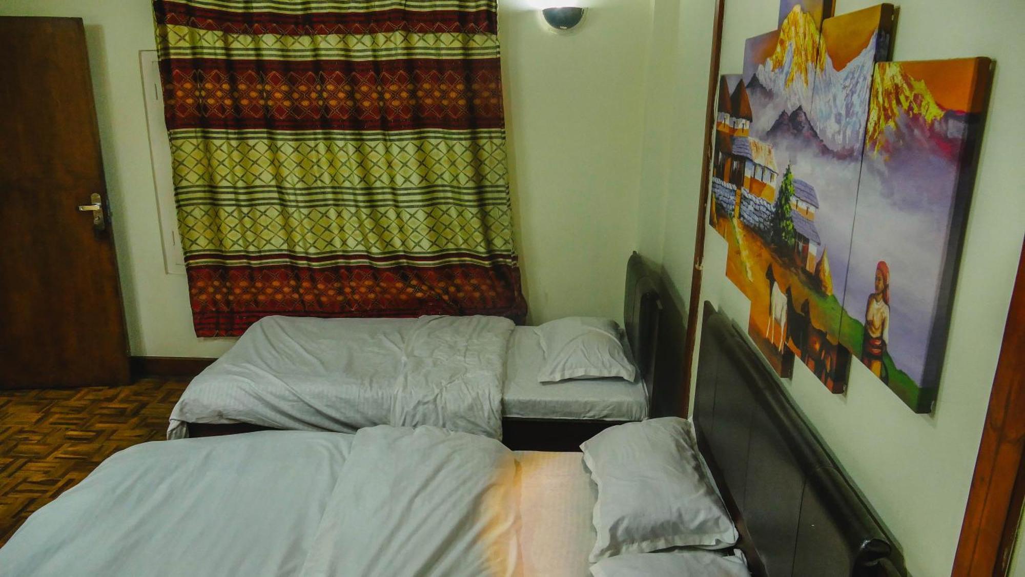 Hello Ktm Hostel Катманду Экстерьер фото